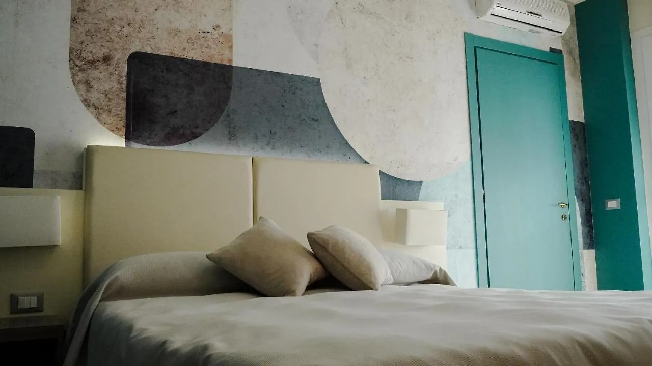 Hotel Kaly Ventimiglia 3*,