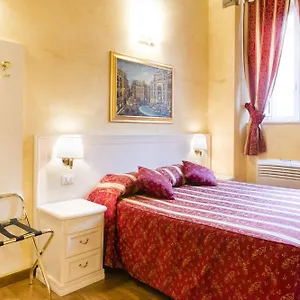 Bed & Breakfast Domus Trevi Rome
